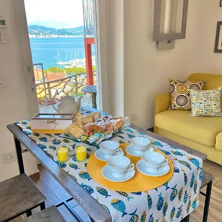 Apartment La Finestra Sul Mare *