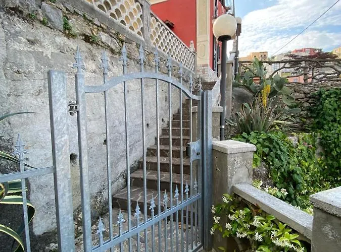 La Finestra Sul Mare Апартаменты Специя