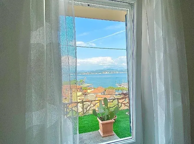 Апартаменты La Finestra Sul Mare Специя
